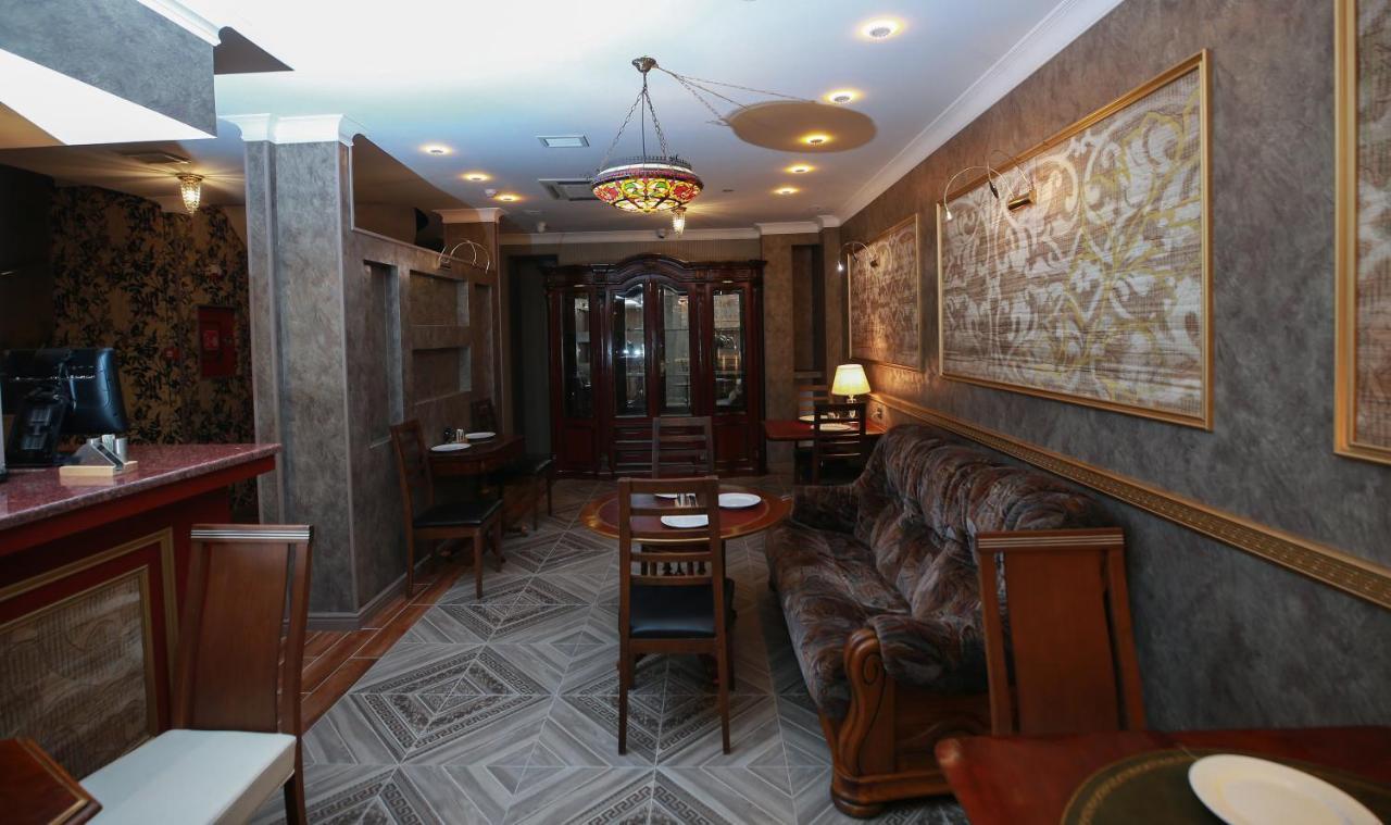 West Inn Hotel & Restaurant Nz Baku Exteriör bild