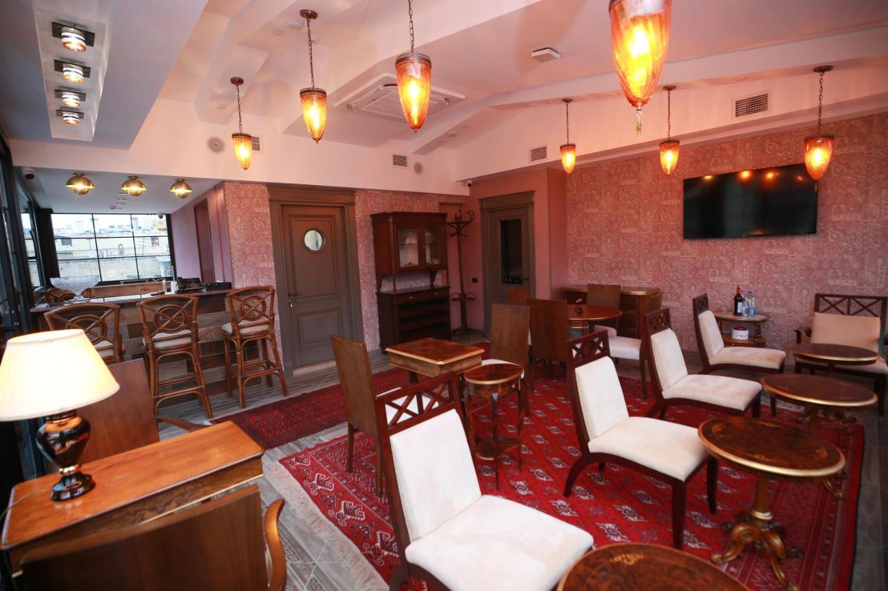 West Inn Hotel & Restaurant Nz Baku Exteriör bild