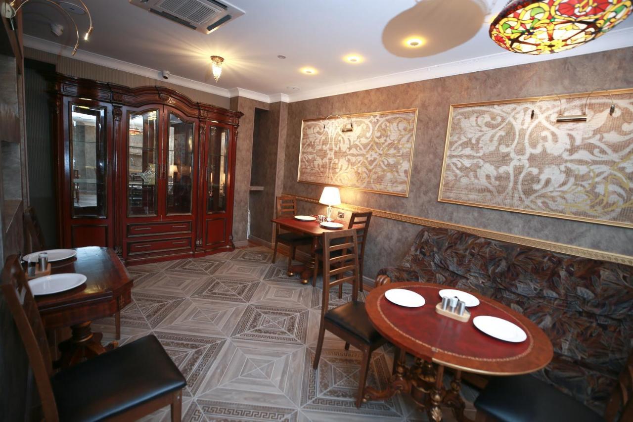 West Inn Hotel & Restaurant Nz Baku Exteriör bild